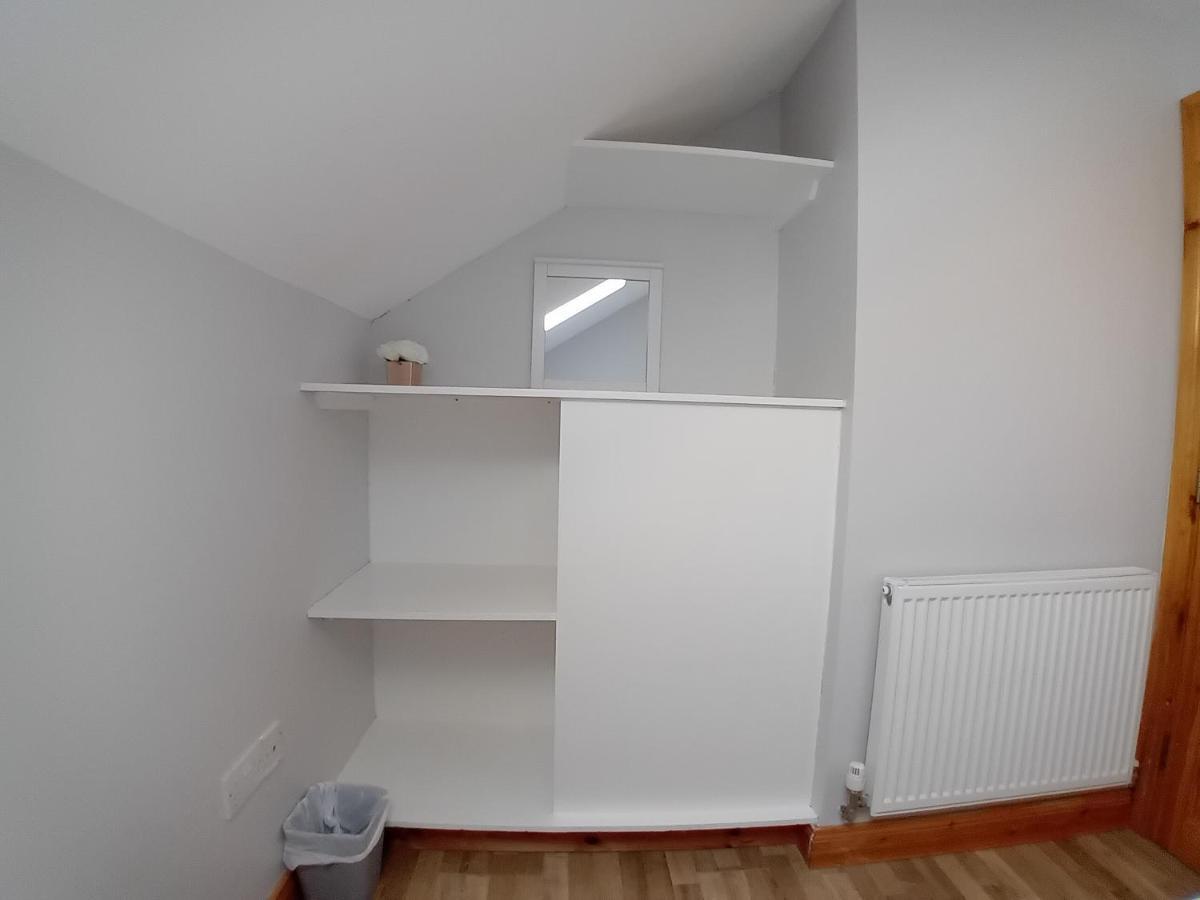 The Red Door Townhouse Apartment Ардара Екстер'єр фото